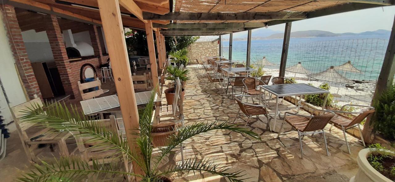 Rock Star-Pllakat Panzió Saranda Kültér fotó